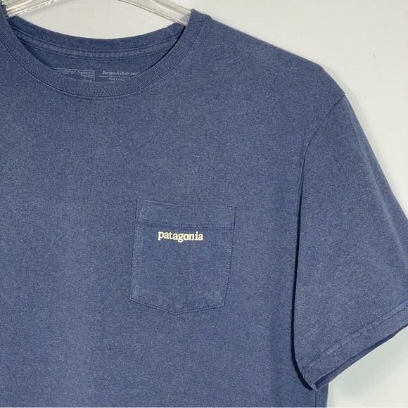 PATAGONIA LINE LOGO RIDGE POCKET RESPONSIBILI-TEE MEN'S BLUE BACK GRAPHIC LARGE - Picture 8 of 13